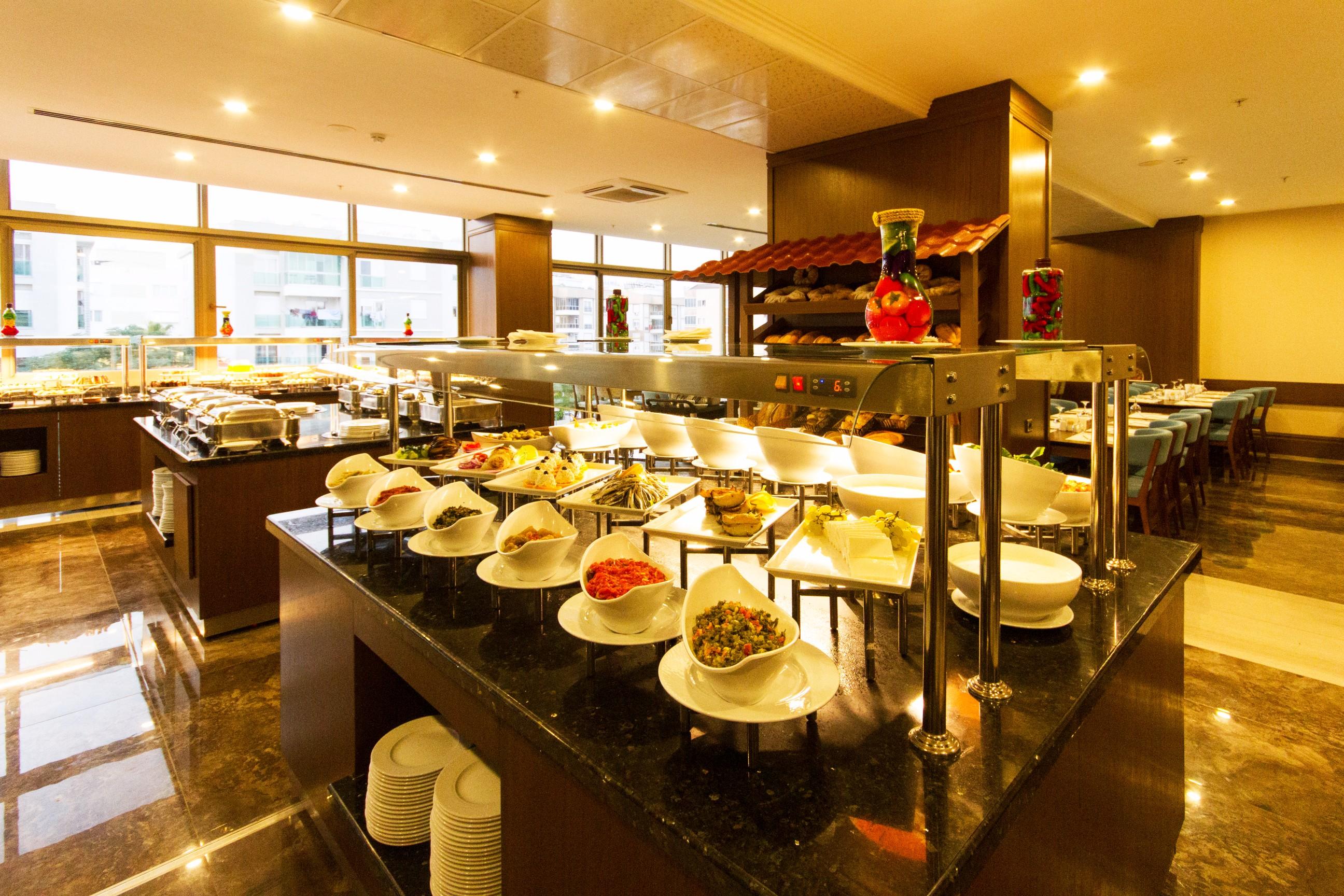 Sky Business Hotel Antalya Exteriör bild
